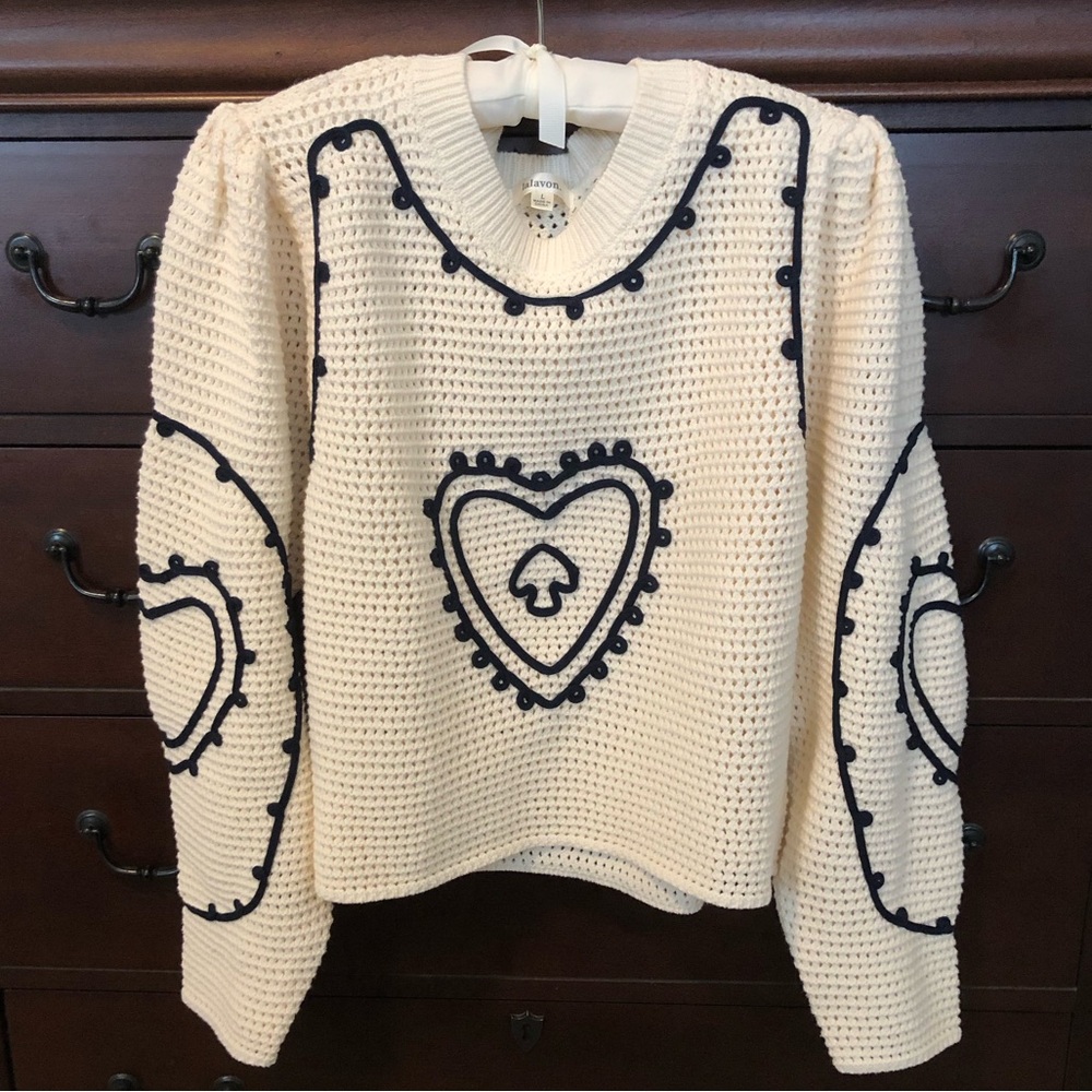 LALAVON Ivory Embroidered Heart Sweater in Large